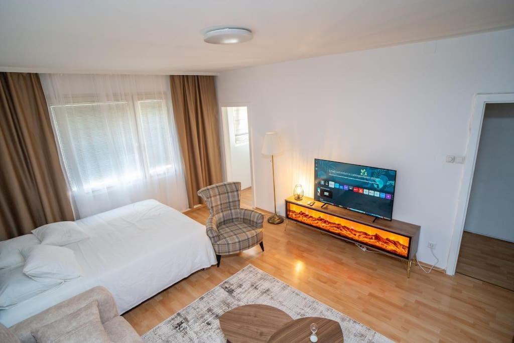 וינה Next To City Center Cozy Apartment מראה חיצוני תמונה