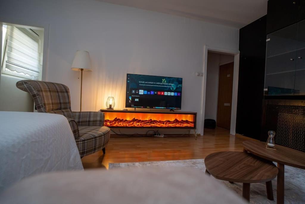 וינה Next To City Center Cozy Apartment מראה חיצוני תמונה